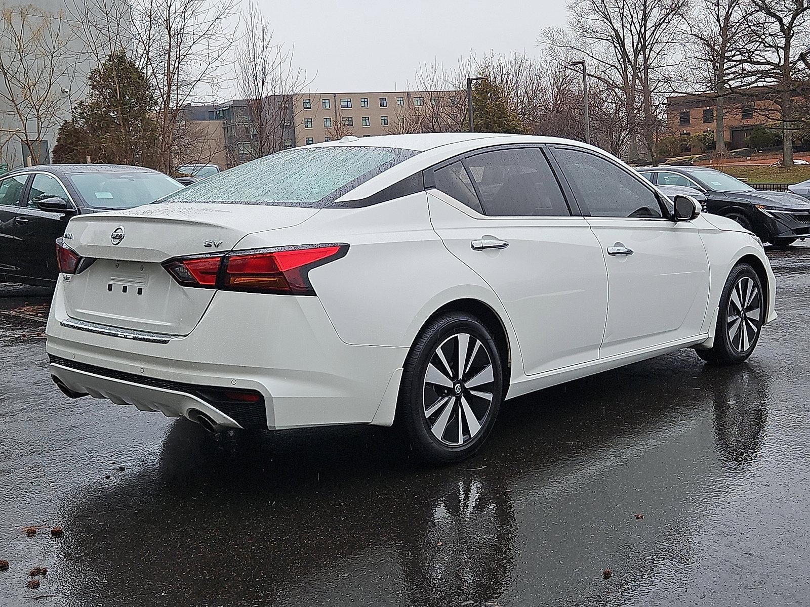 2022 Nissan Altima SV