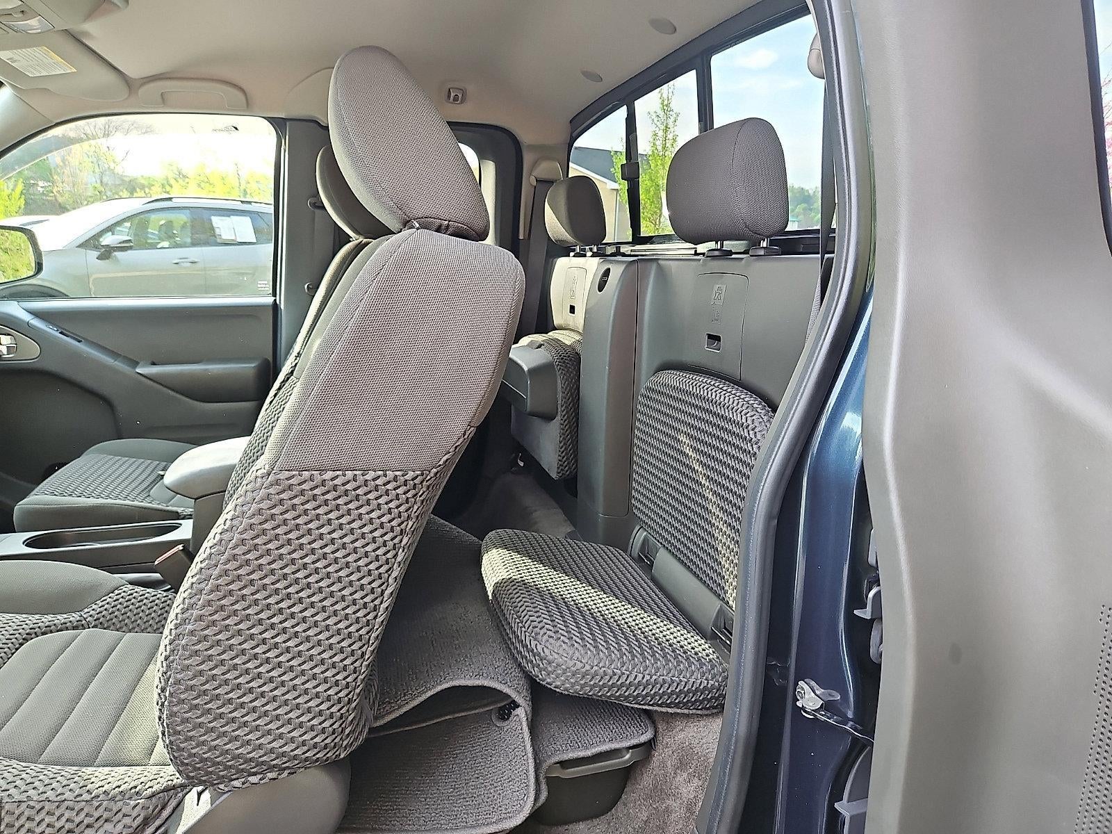 2017 Nissan Frontier SV V6 KING CAB®