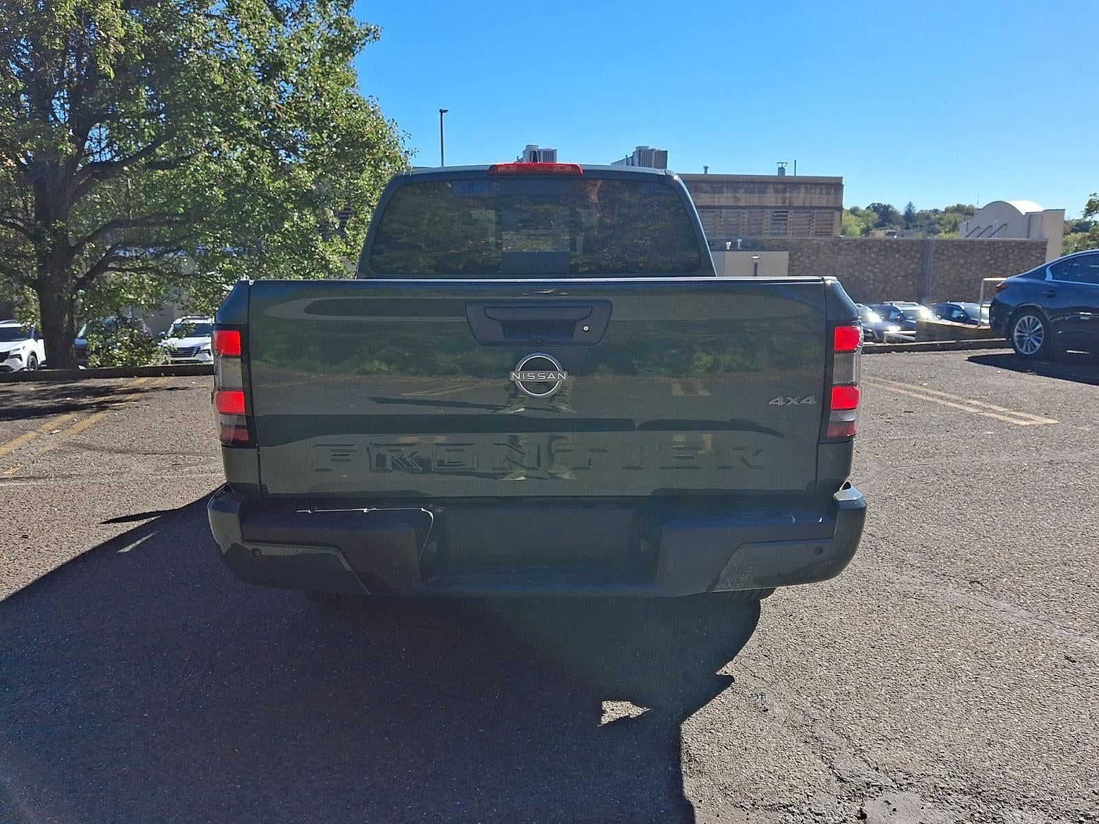 2027 Nissan Frontier Crew Cab SV