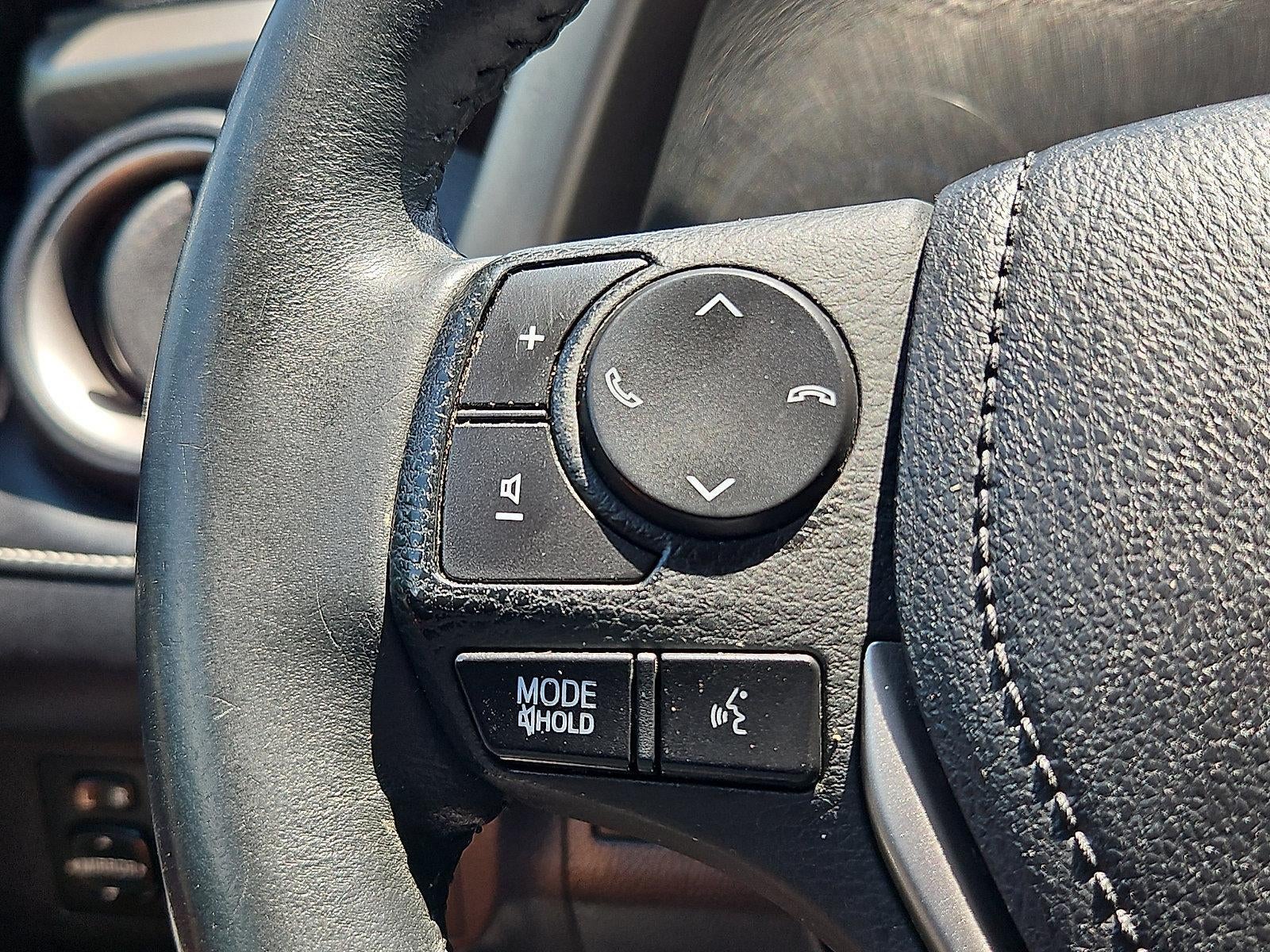 2016 Toyota RAV4 AWD 4dr Limited (GS)