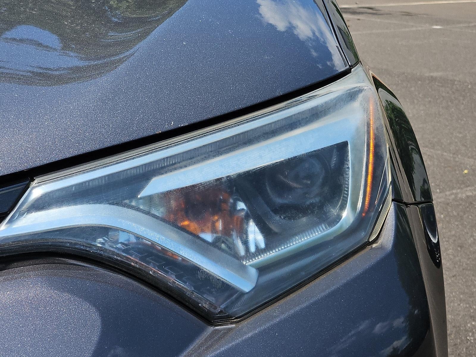 2016 Toyota RAV4 AWD 4dr Limited (GS)