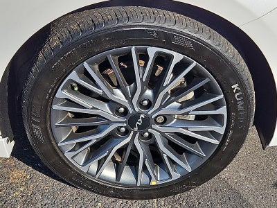 2024 Kia Forte GT-Line IVT
