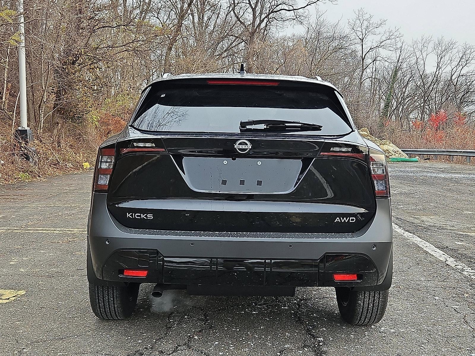 2026 Nissan Kicks SV