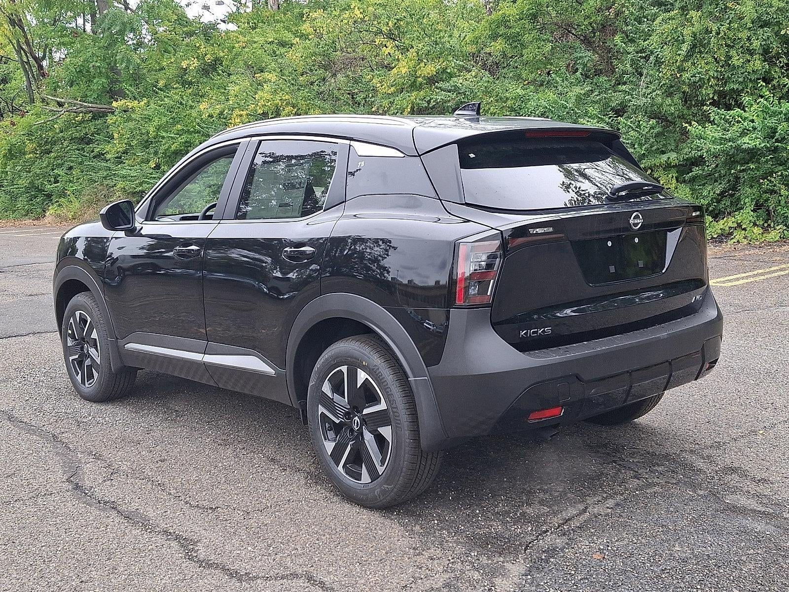 2027 Nissan Kicks SV