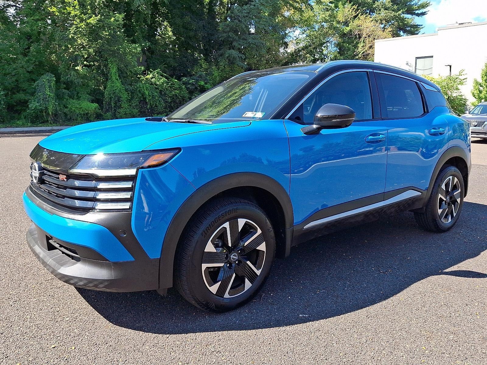 2025 Nissan Kicks SR