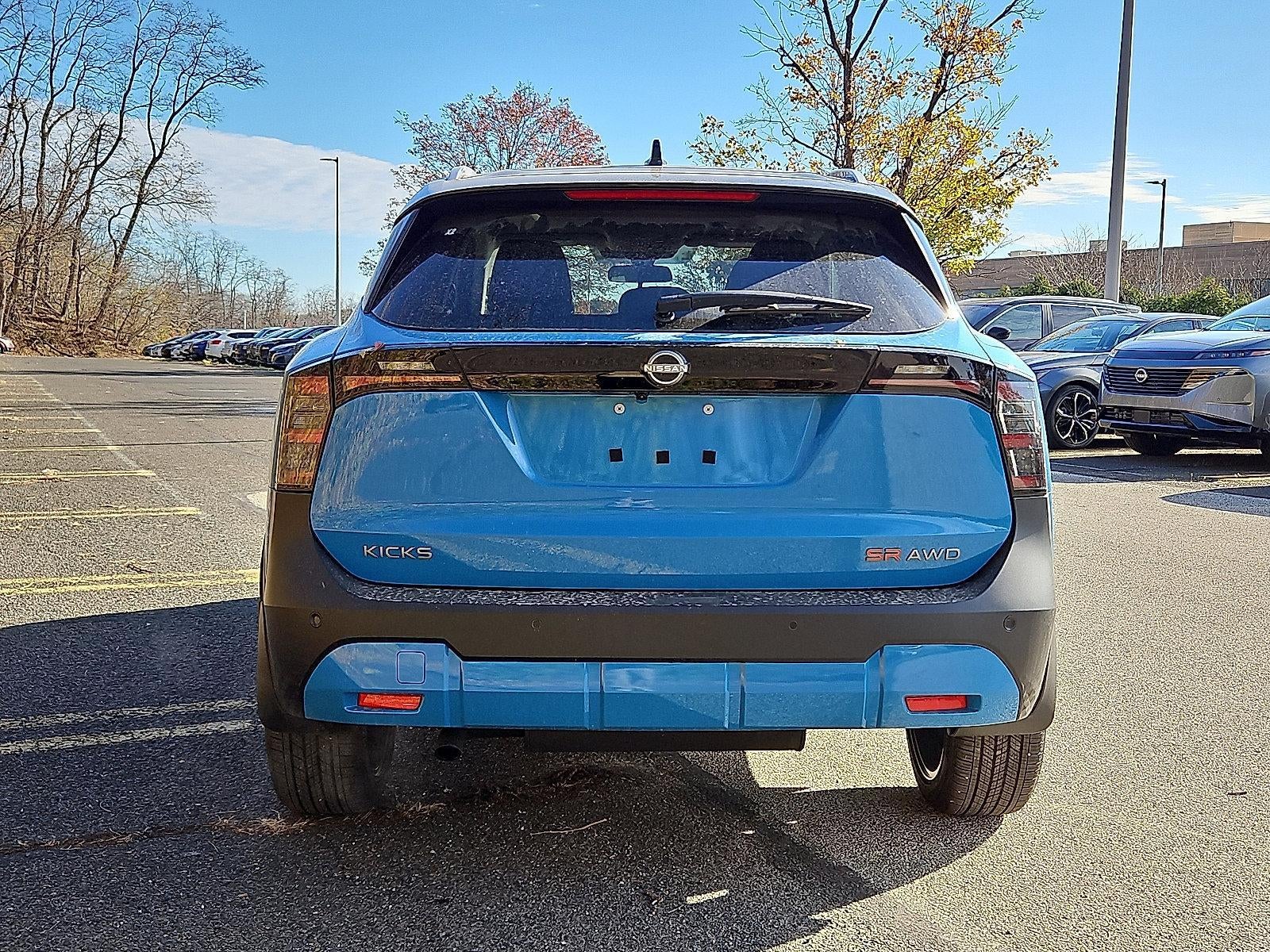 2026 Nissan Kicks SR