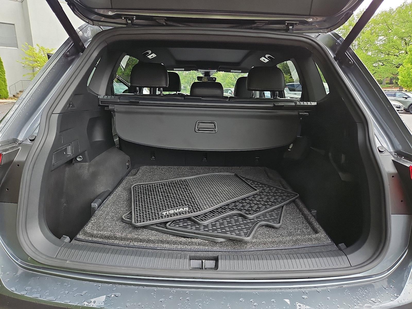 2022 Volkswagen Tiguan 2.0T SEL R-Line 4MOTION
