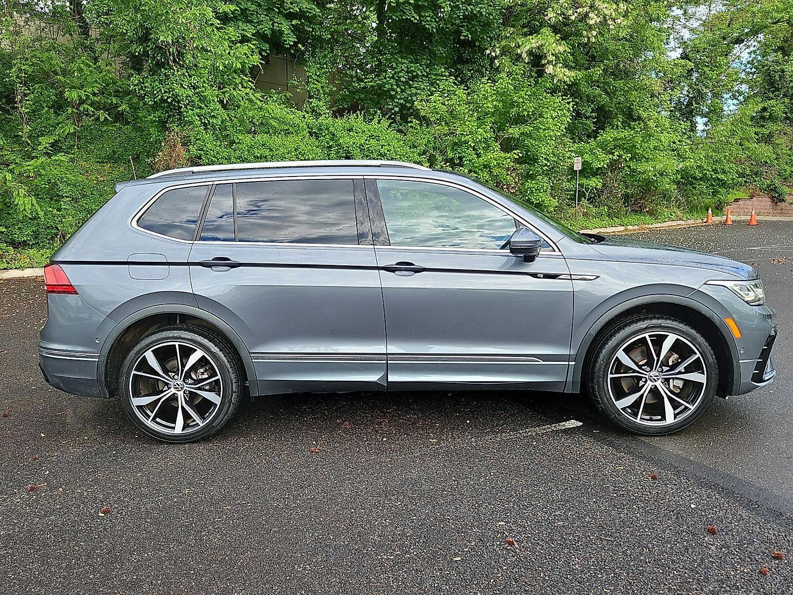 2022 Volkswagen Tiguan 2.0T SEL R-Line 4MOTION