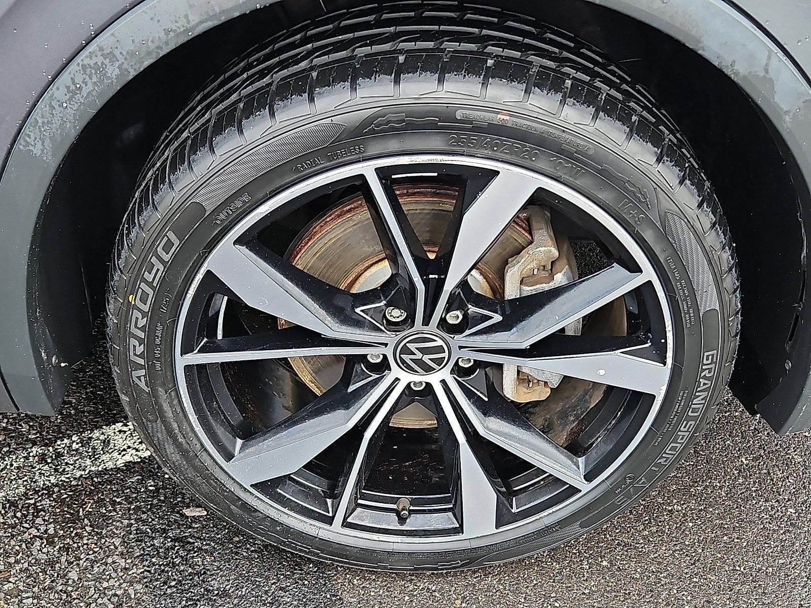 2022 Volkswagen Tiguan 2.0T SEL R-Line 4MOTION