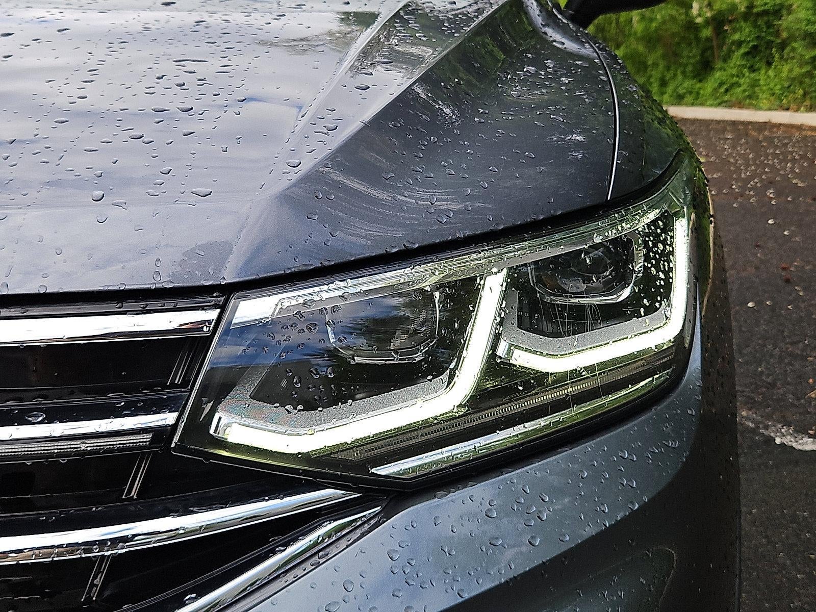 2022 Volkswagen Tiguan 2.0T SEL R-Line 4MOTION