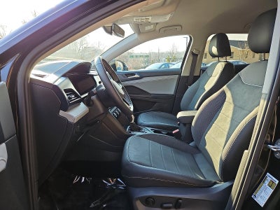 2024 Volkswagen Taos SE 4MOTION