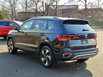 2024 Volkswagen Taos SE 4MOTION