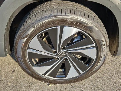 2024 Volkswagen Taos SE 4MOTION