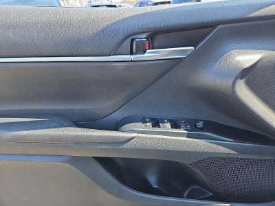 2019 Toyota Camry LE Auto (SE)