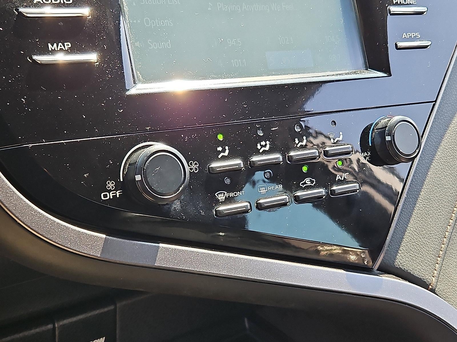 2019 Toyota Camry LE Auto (SE)