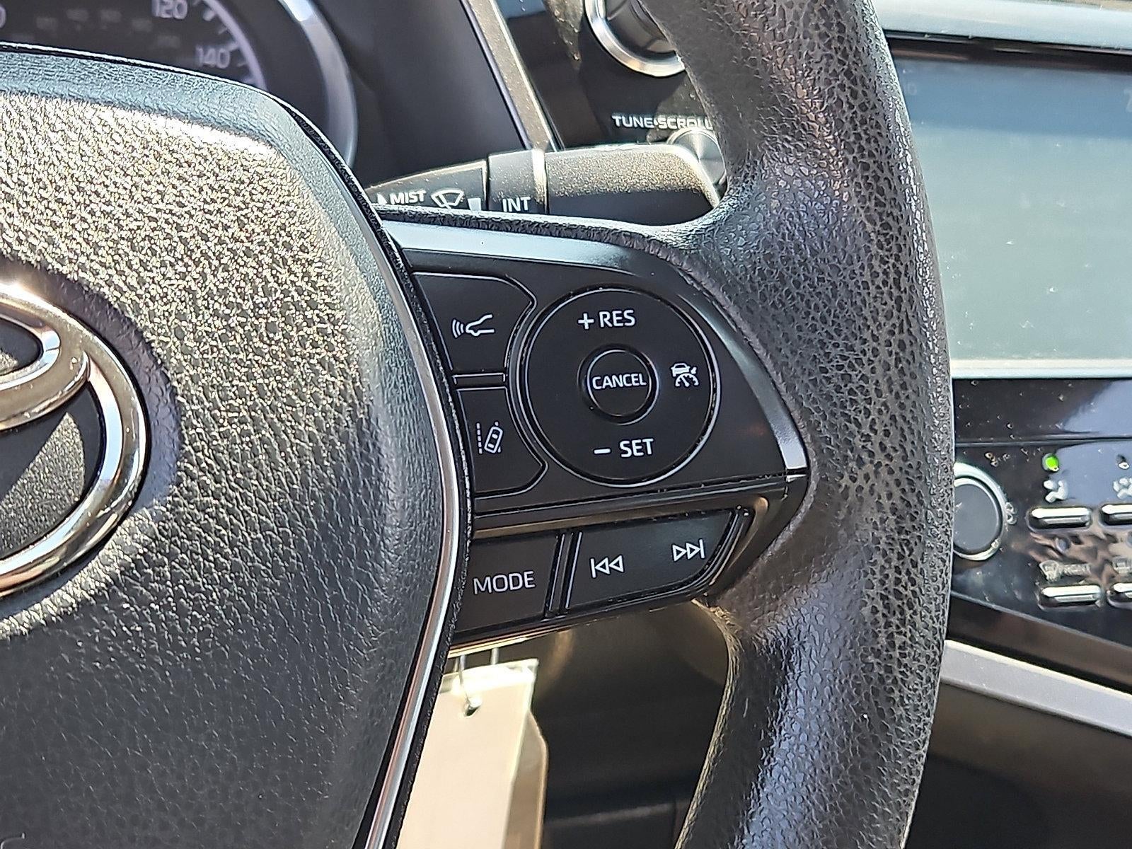 2019 Toyota Camry LE Auto (SE)