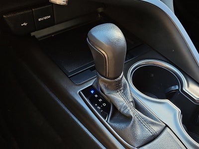 2021 Toyota Camry SE Auto (Natl)