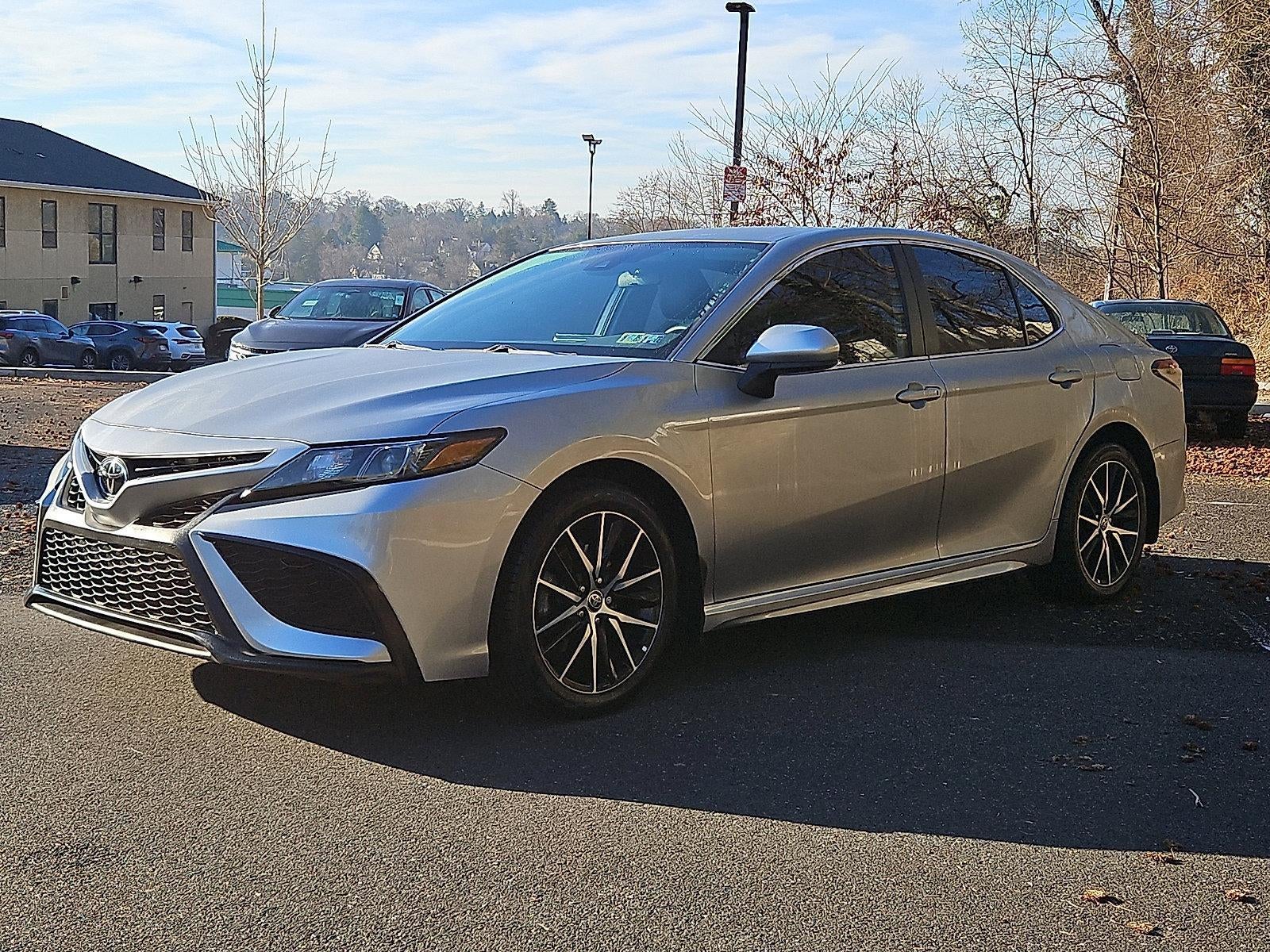 2021 Toyota Camry SE Auto (Natl)