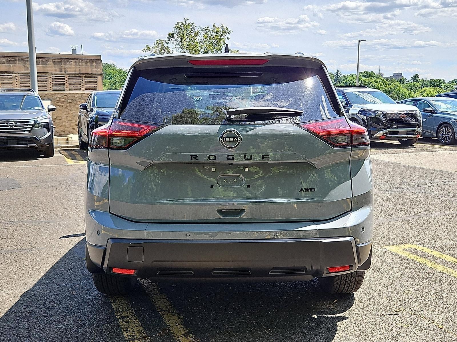 2026 Nissan Rogue Dark Armor™