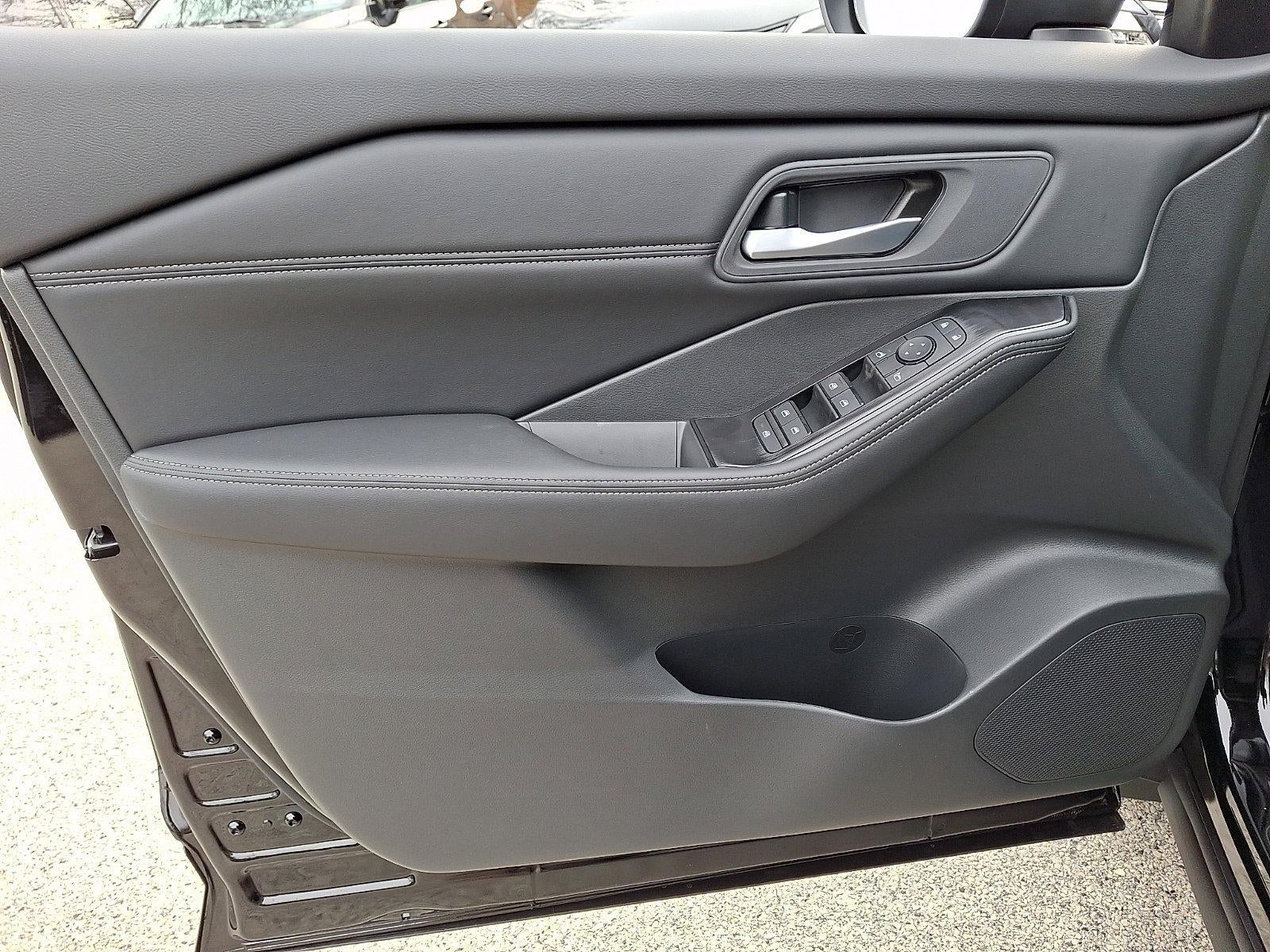 2026 Nissan Rogue 2026.5 AWD Dark Armor