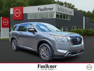 2024 Nissan Pathfinder S