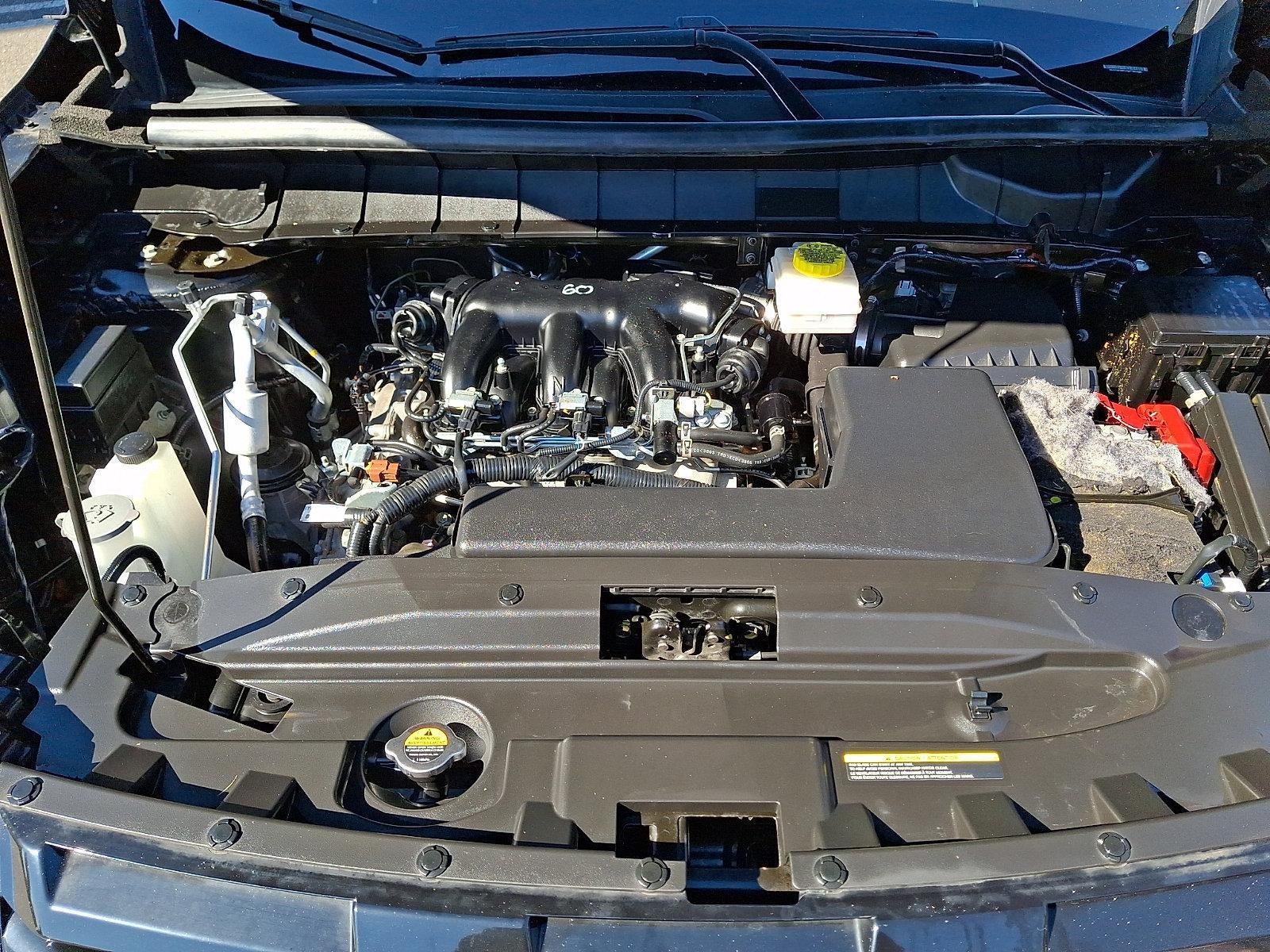 2024 Nissan Pathfinder SV