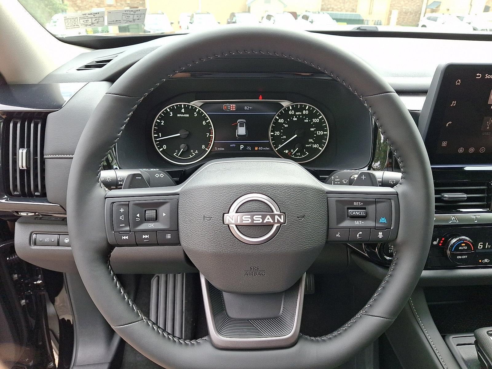 2026 Nissan Pathfinder SV