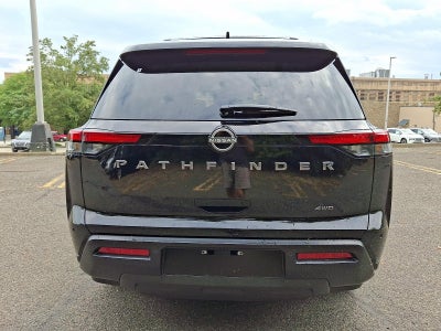 2026 Nissan Pathfinder SV