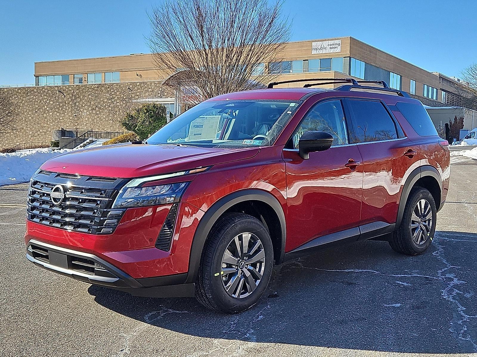 2026 Nissan Pathfinder SV