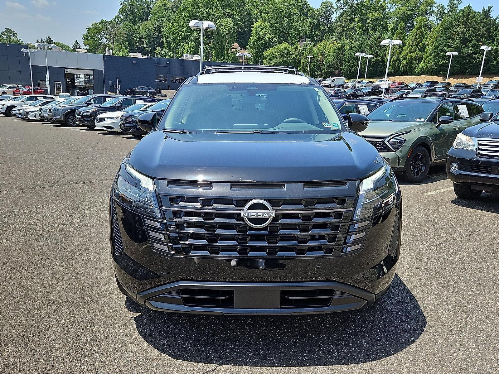 2026 Nissan Pathfinder SV