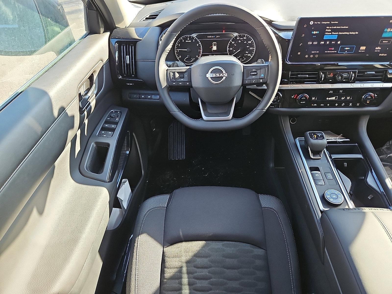 2026 Nissan Pathfinder SV