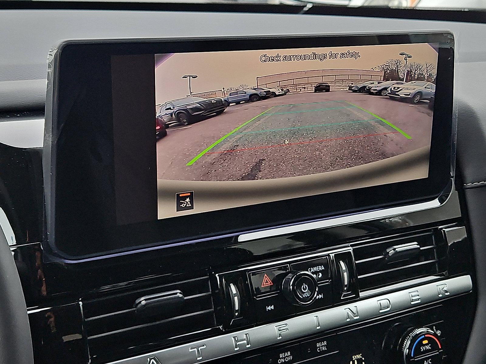 2026 Nissan Pathfinder SV