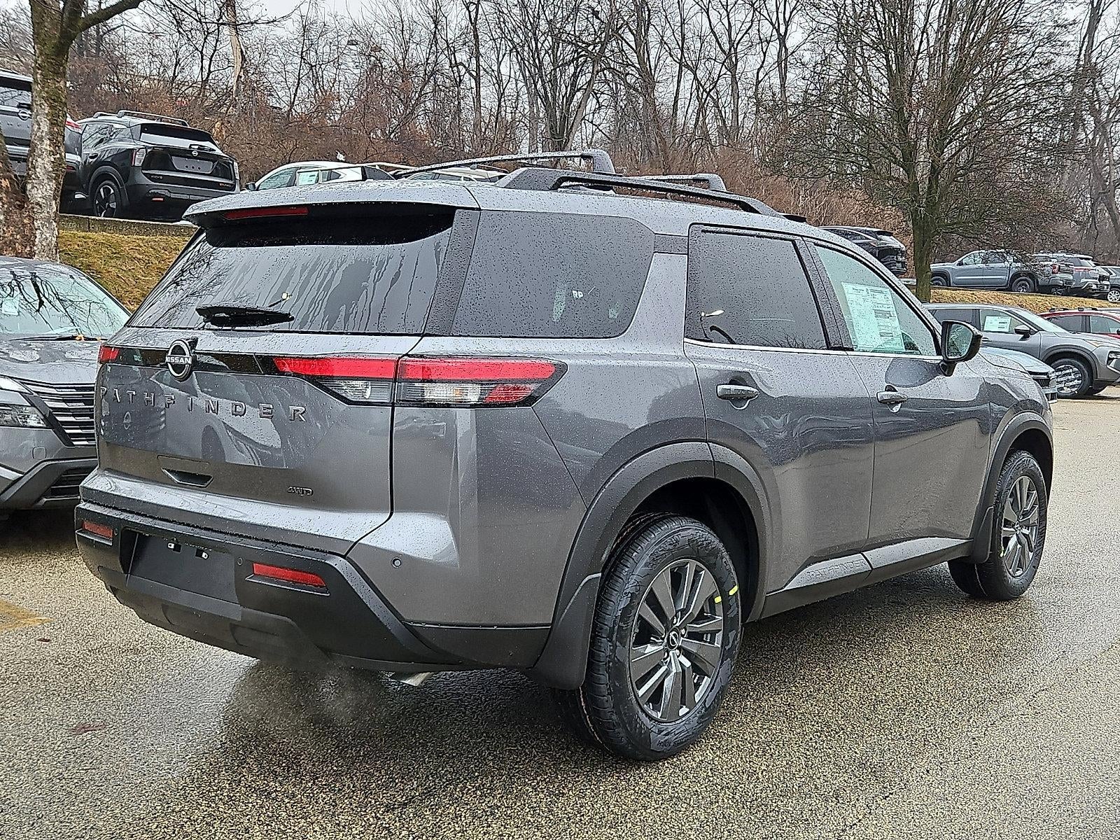 2026 Nissan Pathfinder SV
