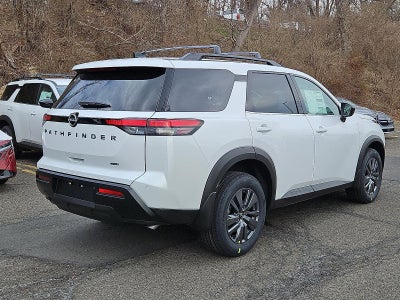2026 Nissan Pathfinder SV