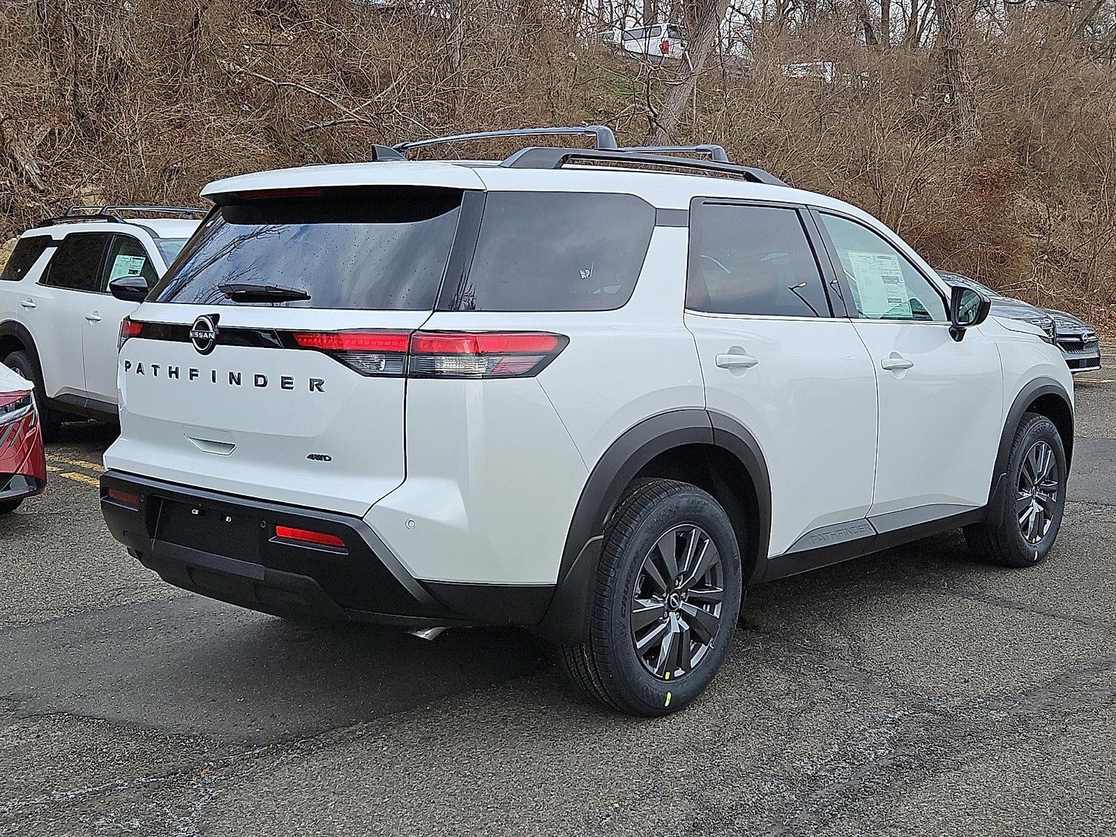 2026 Nissan Pathfinder SV