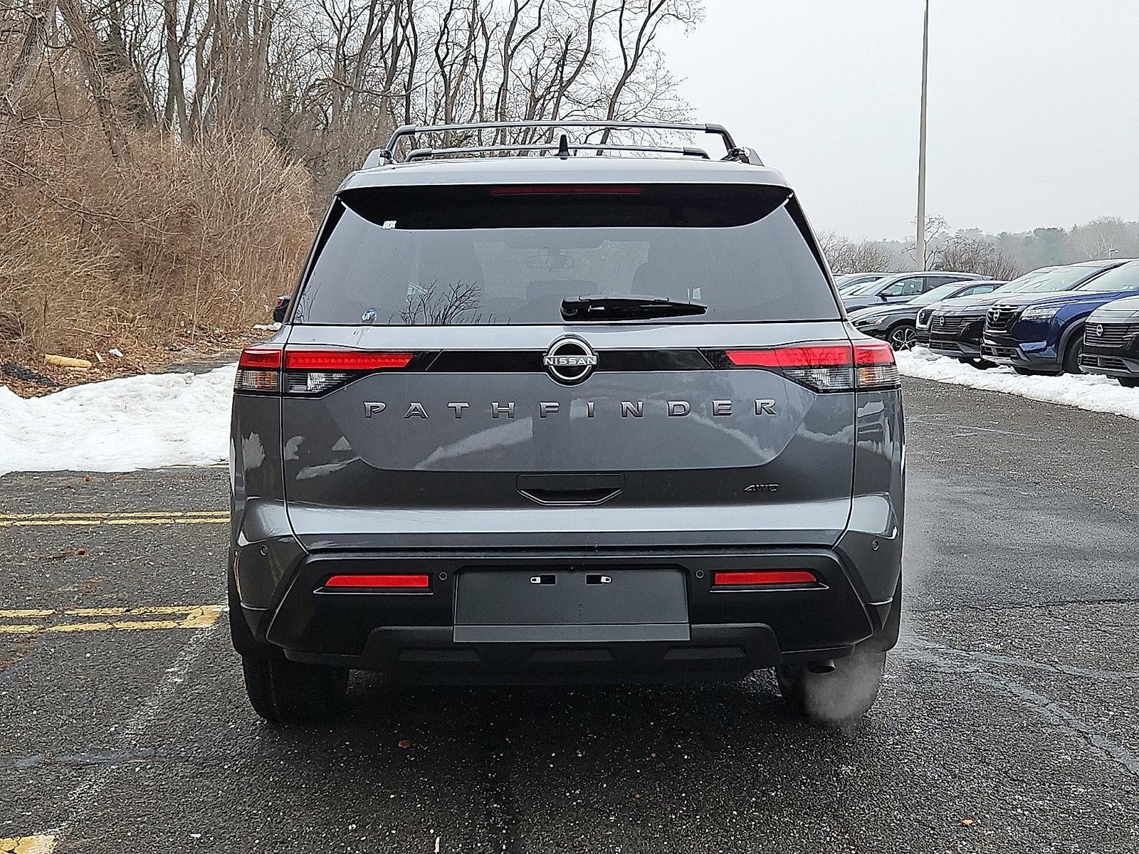 2026 Nissan Pathfinder SV