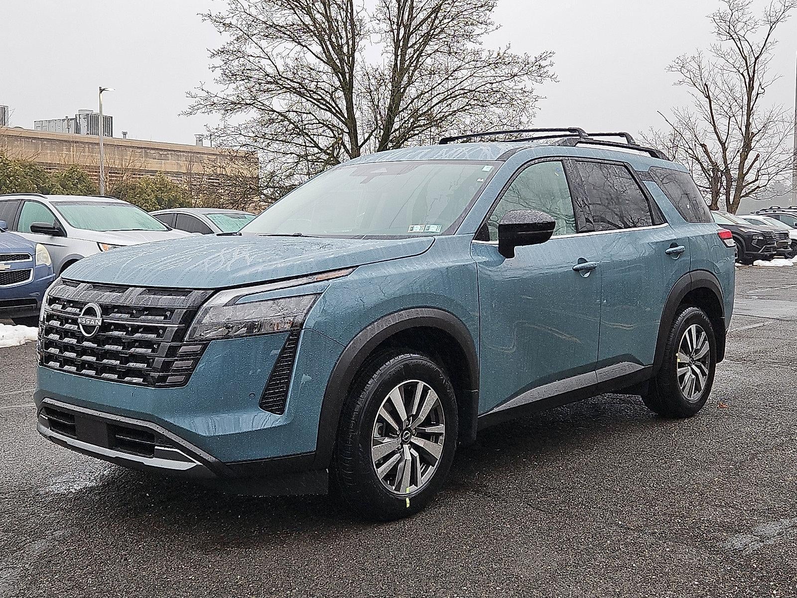 2026 Nissan Pathfinder SL