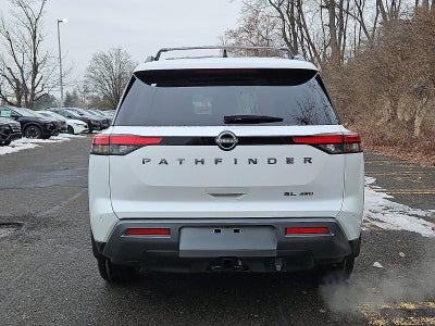 2026 Nissan Pathfinder SL