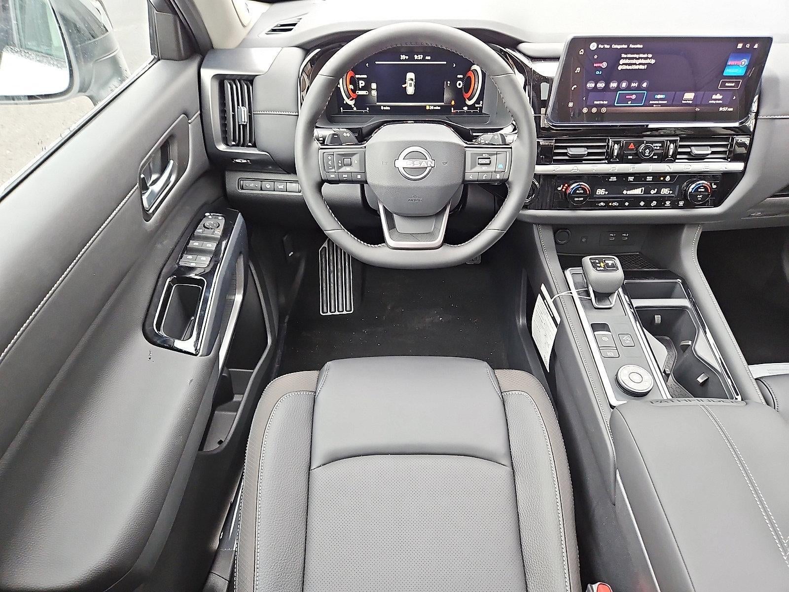 2026 Nissan Pathfinder SL