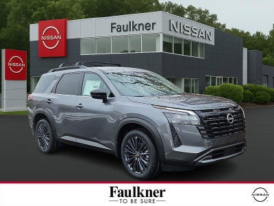 2026 Nissan Pathfinder SL