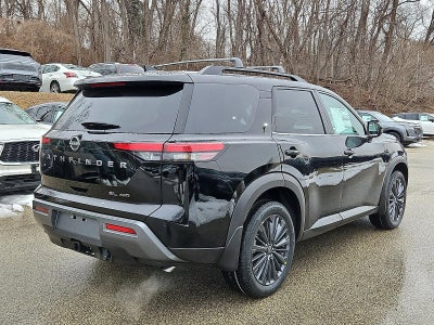2026 Nissan Pathfinder SL