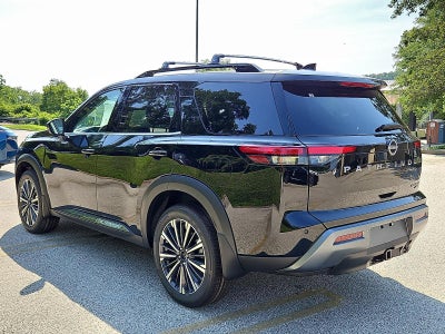 2026 Nissan Pathfinder Platinum 4WD