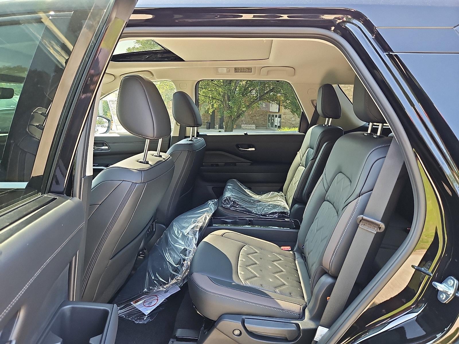 2026 Nissan Pathfinder Platinum 4WD