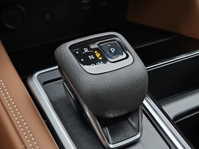 2026 Nissan Pathfinder Platinum 4WD