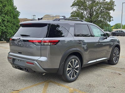 2026 Nissan Pathfinder Platinum 4WD