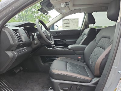 2026 Nissan Pathfinder Platinum 4WD