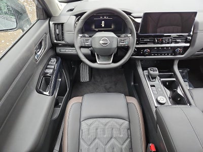 2026 Nissan Pathfinder Platinum 4WD