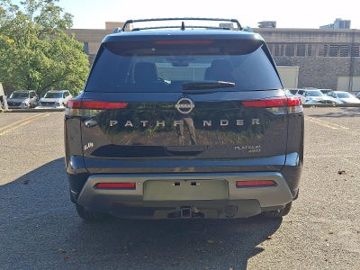 2026 Nissan Pathfinder Platinum