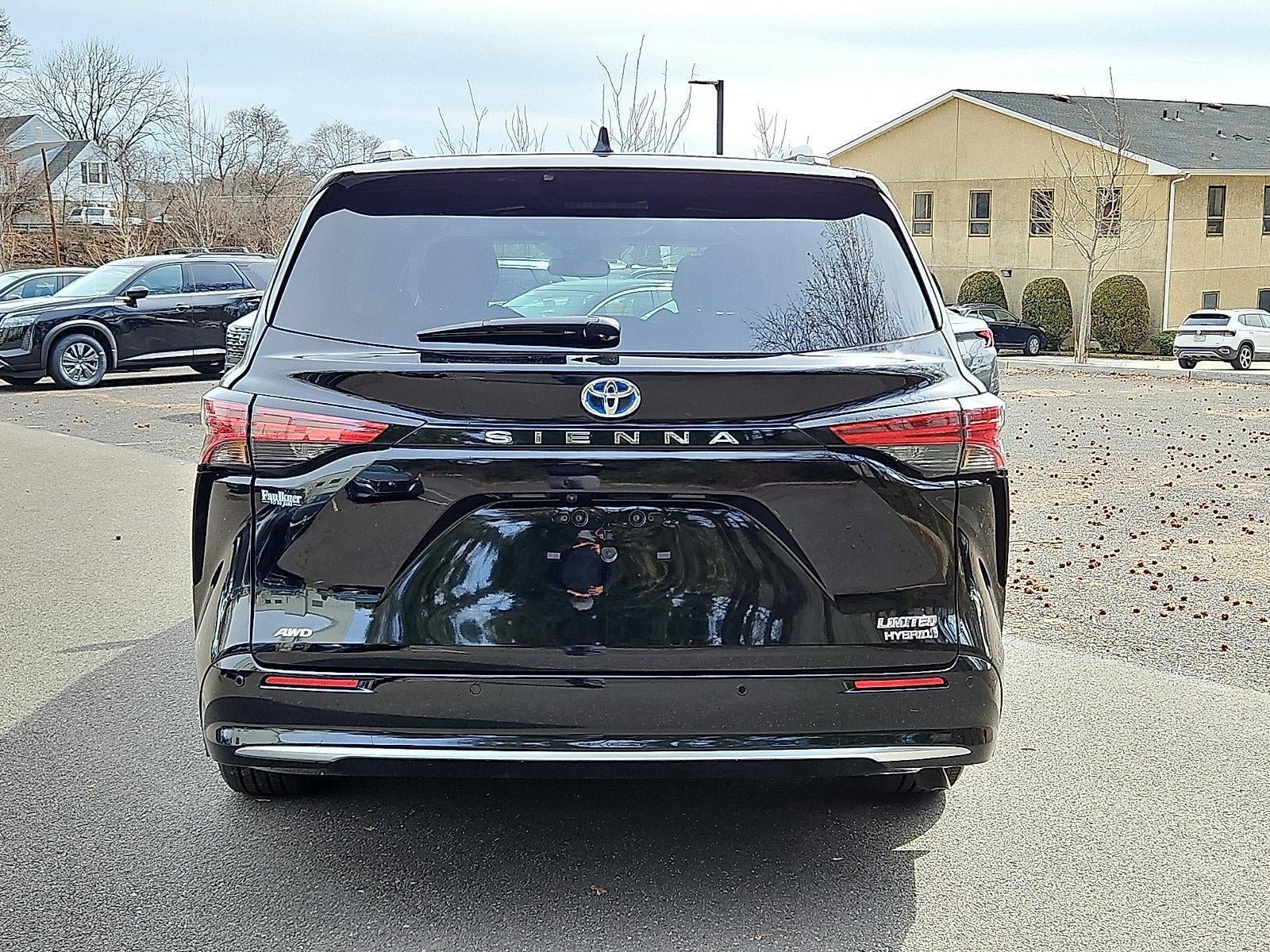 2024 Toyota Sienna Limited AWD 7-Passenger (Natl)