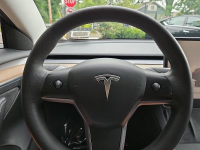 2023 Tesla Model 3 RWD